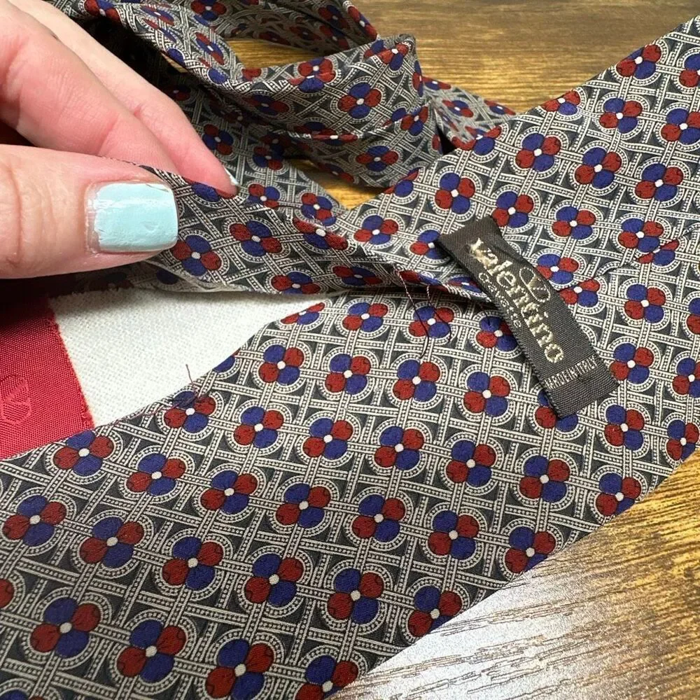 VALENTINO Silk Tie Red Blue Geometric Print NeckTie Made in Italy‎ Cravatte